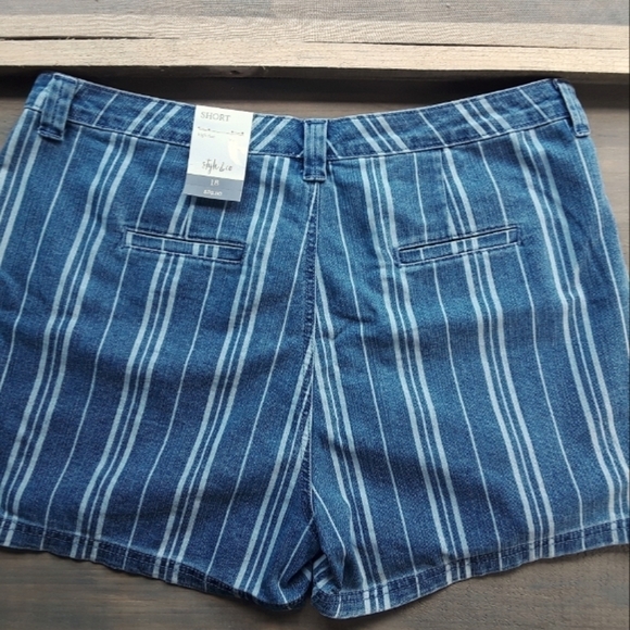 High Rise Striped Denim Short Size 18 - Picture 2 of 6